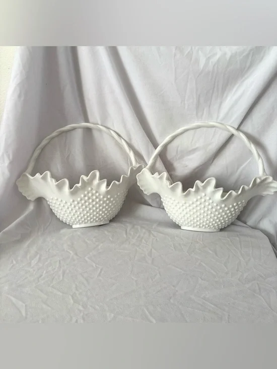 Vintage Burwood hobnail white wall basket pockets glam 60s cottage home decor - Picture 1 of 4